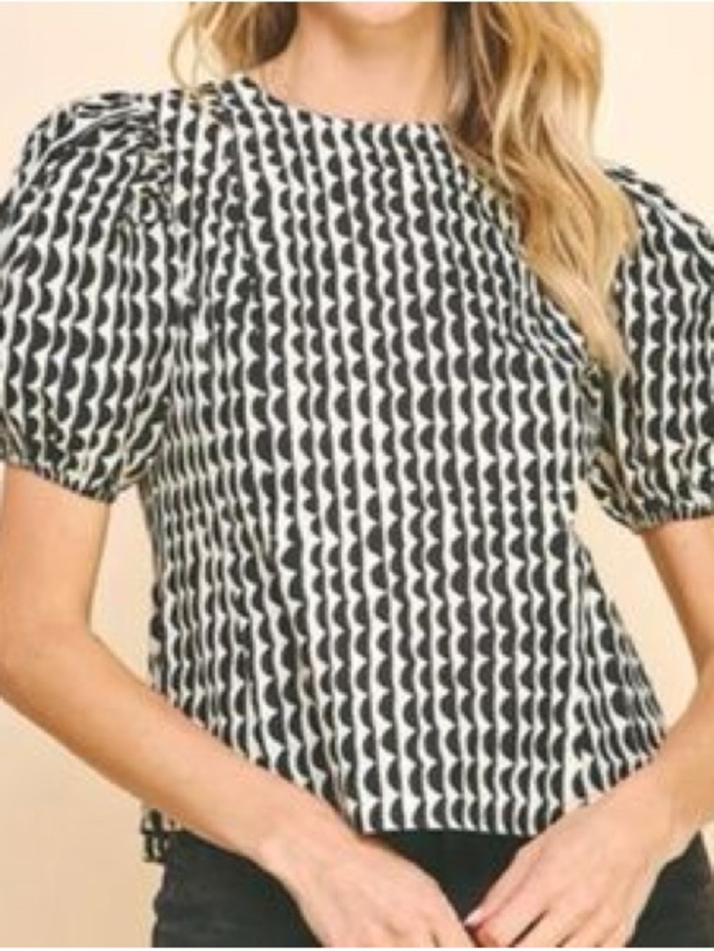 NWOT Pinch Monochrome Patterned Puff Sleeve Blouse Size L - Picture 3 of 10